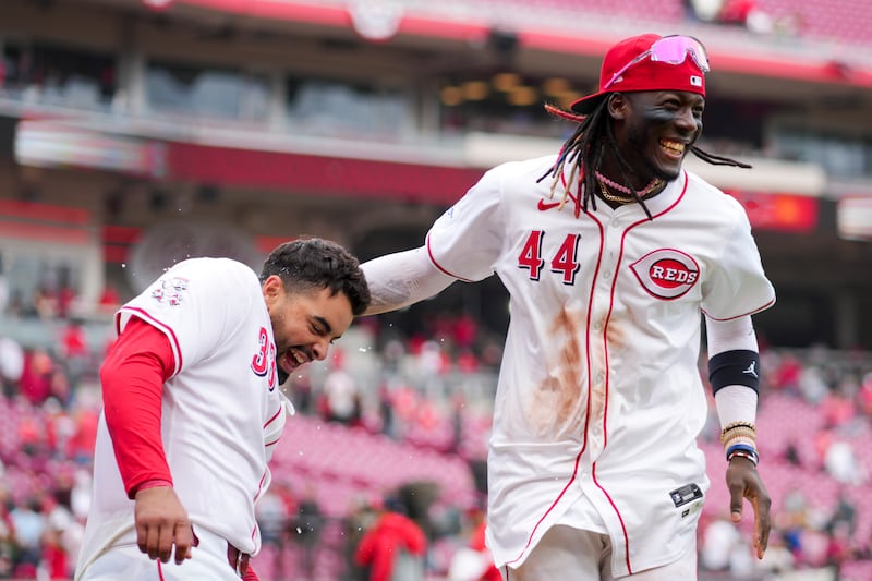 Cuadangulares consecutivos en la novena llevan a la victoria a Rojos, 6-5 sobre Nacionales